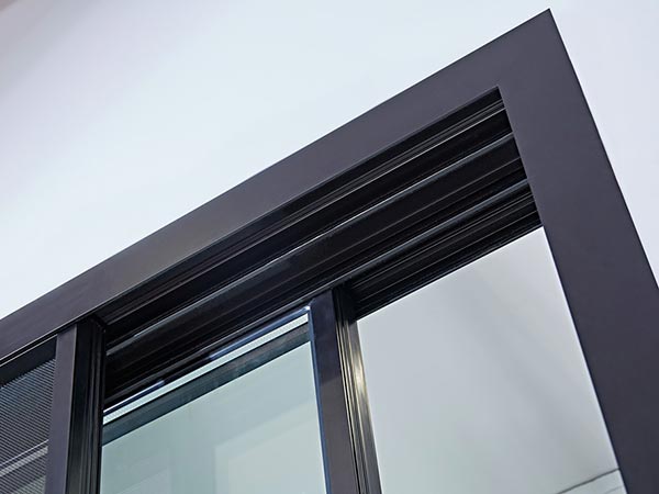 廣東賽獅盾建材有限公司,一體平開窗,廣東藍光推拉窗